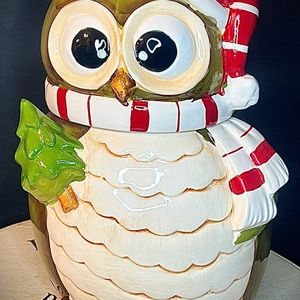 Vintage Christmas Owl Cookie Jar